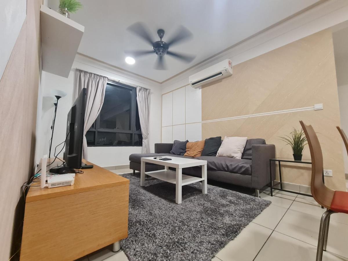 Solstice Service Apartment Cyberjaya Wifi Netflix Klia Room photo