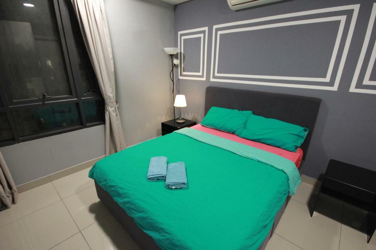 Solstice Service Apartment Cyberjaya Wifi Netflix Klia Exterior photo